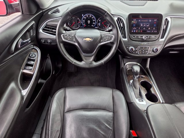 Used 2023 Chevrolet Malibu LT w/ Driver Confidence Package FWD image 12