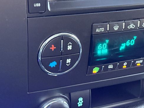 Used 2013 Chevrolet Silverado 1500 LT w/ All-Star Edition RWD image 28