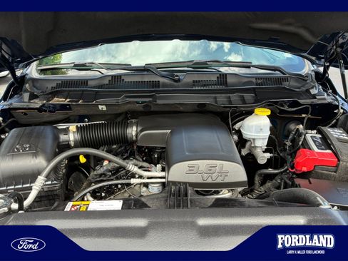 Used 2021 RAM 1500 Classic Warlock w/ Electronics Group AWD/4WD image 22