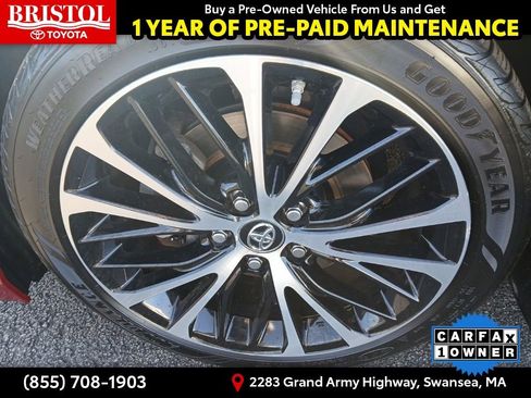 Used 2018 Toyota Camry SE w/ Moonroof Package image 14