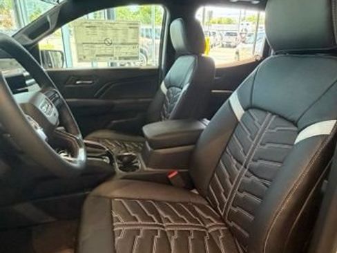 New 2026 GMC Canyon Elevation AWD/4WD image 8