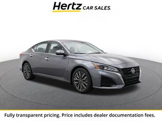 Used 2025 Nissan Altima 2.5 SV FWD video 1