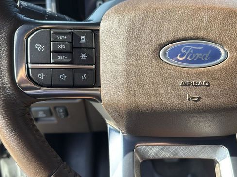 Used 2023 Ford Expedition King Ranch image 17