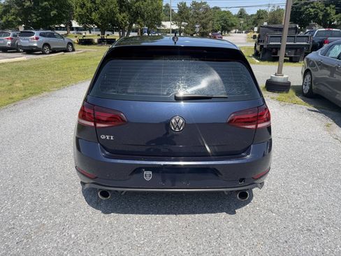 Used 2018 Volkswagen GTI S FWD image 4