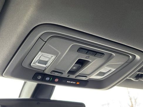 Used 2019 GMC Sierra 1500 SLT w/ SLT Premium Package image 46