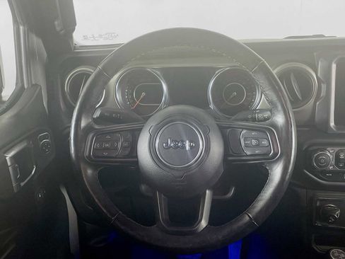 Used 2021 Jeep Wrangler Unlimited Sport image 9