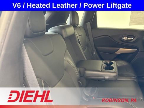 Used 2018 Jeep Cherokee Limited AWD/4WD image 12
