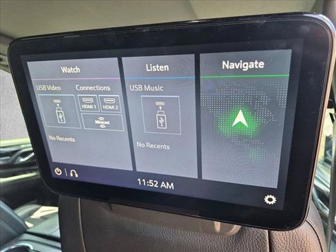 Used 2021 GMC Yukon Denali w/ Denali Premium Package AWD/4WD image 17