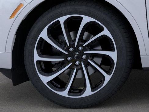 New 2026 Lincoln Nautilus Black Label image 19