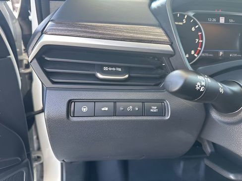Used 2022 Nissan Altima 2.5 Platinum AWD/4WD image 33