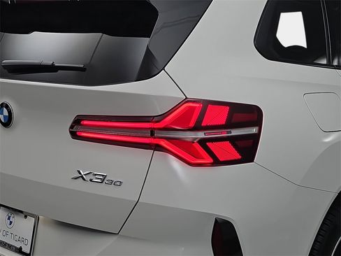 New 2026 BMW X3 xDrive30 w/ Premium Package image 32
