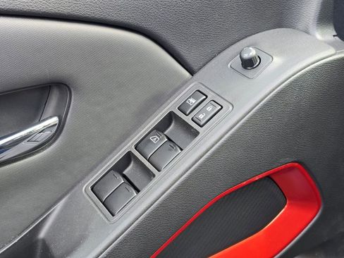 Used 2022 Nissan Frontier PRO-4X w/ Technology Package image 22