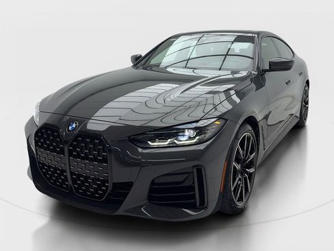 Used 2022 BMW 430i w/ M Sport Package RWD image 4