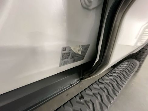 Used 2021 Chevrolet Tahoe Z71 w/ Z71 Signature Package image 34