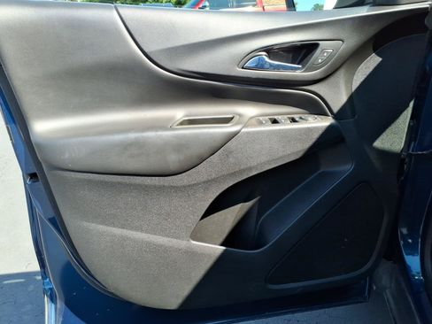 Used 2021 Chevrolet Equinox LT AWD/4WD image 10
