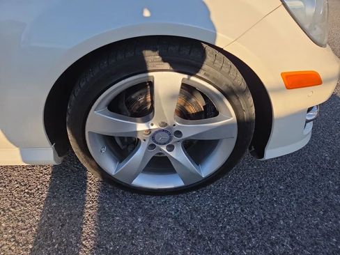 Used 2014 Mercedes-Benz C 350 C 350 4MATIC Coupe 2D image 29