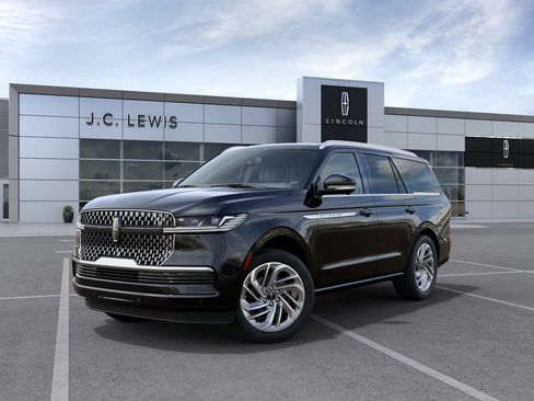 New 2027 Lincoln Navigator Reserve AWD/4WD image 3