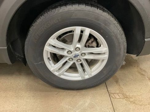 Certified 2023 Ford Explorer XLT w/ Equipment Group 202A image 20