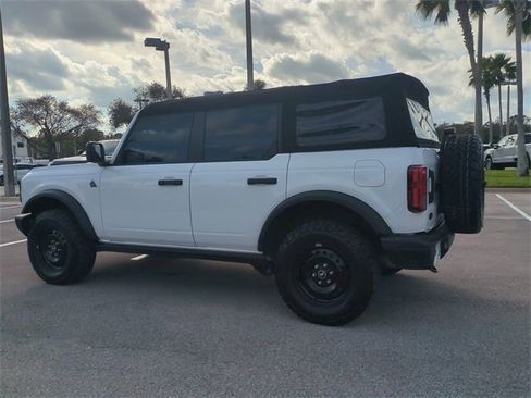 Certified 2023 Ford Bronco Black Diamond image 6