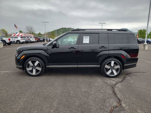 Used 2025 Hyundai Santa Fe Limited image 11