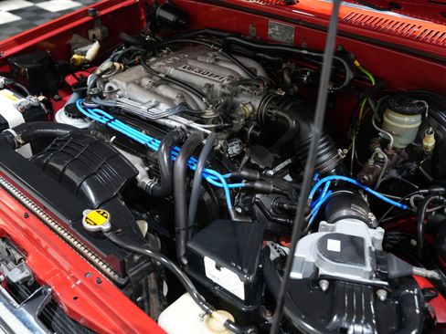 Used 1988 Toyota Pickup Deluxe image 39