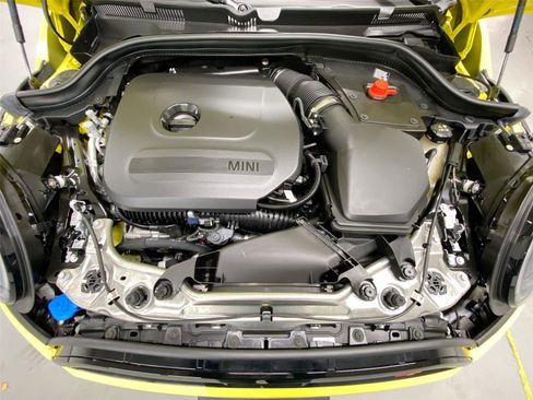 Certified 2025 MINI Cooper S image 22