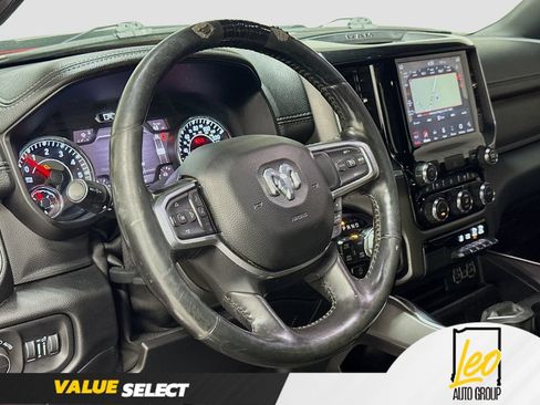 Used 2020 RAM 1500 Laramie AWD/4WD image 13