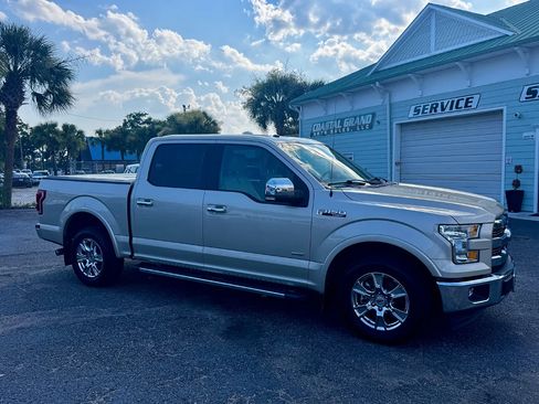 Used 2017 Ford F150 Lariat RWD image 7