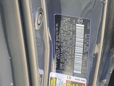 Used 2025 Toyota Camry LE FWD image 28