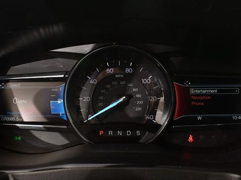 Used 2018 Ford Explorer XLT w/ Equipment Group 202A AWD/4WD image 27