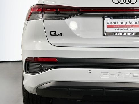 Used 2025 Audi Q4 e-tron Premium Plus w/ Premium Plus AWD/4WD image 17