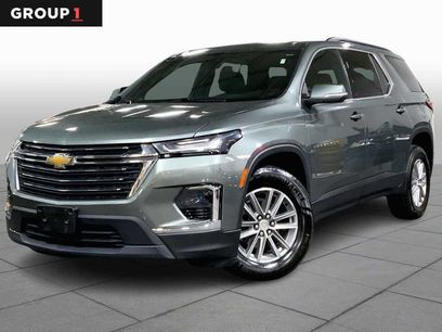 Used 2023 Chevrolet Traverse LT