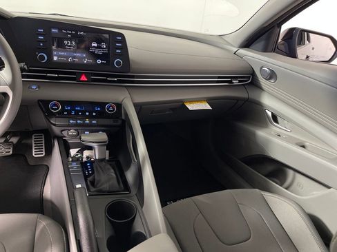 New 2026 Hyundai Elantra Sport FWD image 17