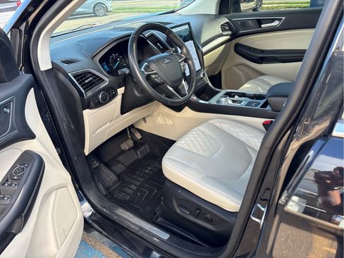 Used 2024 Ford Edge Titanium w/ Titanium Elite Package AWD/4WD image 4