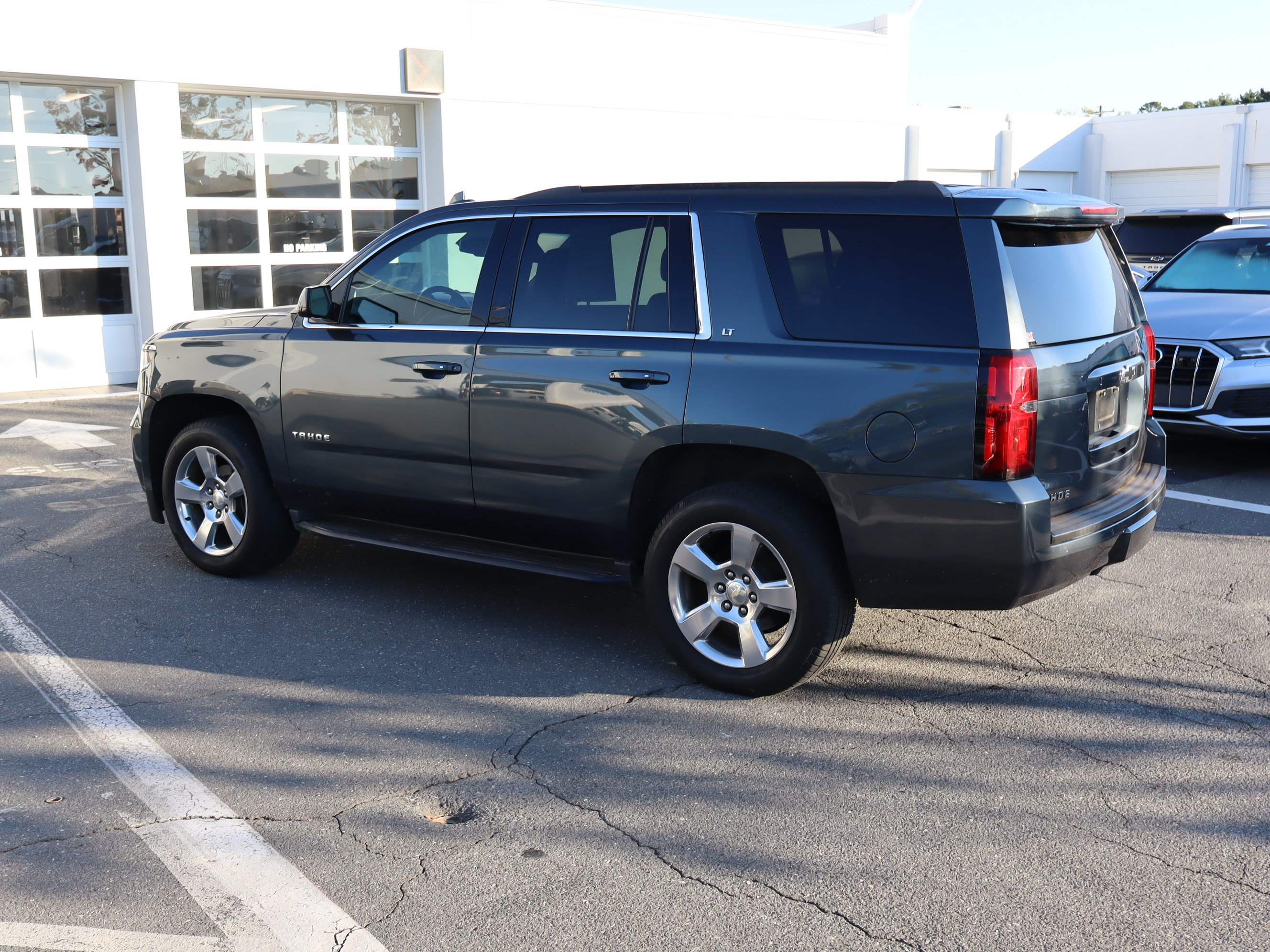 Used 2019 Chevrolet Tahoe LT AWD/4WD image 19