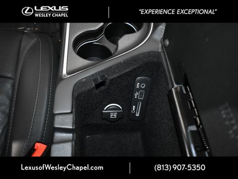 Used 2015 Dodge Challenger SXT Plus image 27