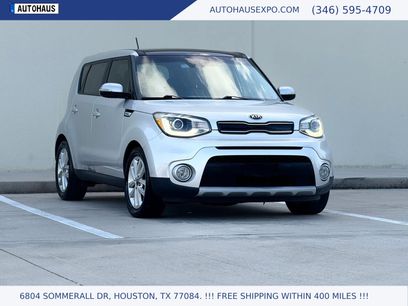 Used 2019 Kia Soul + w/ Primo Package