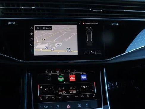Used 2019 Audi Q8 Premium Plus image 34