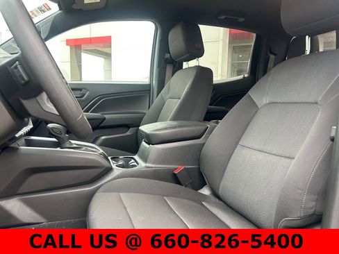 Used 2024 Chevrolet Colorado Trail Boss w/ Technology Package image 13