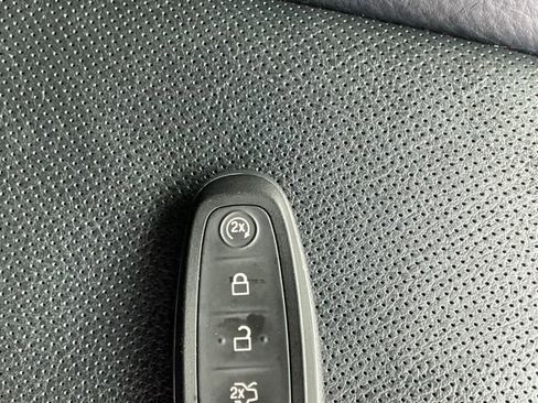 Used 2017 Lincoln Navigator Reserve image 60