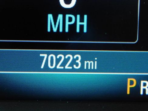 Used 2017 Buick Encore Essence FWD image 10