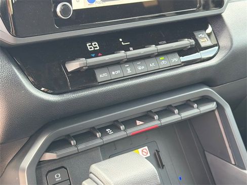 Used 2026 Toyota Tundra SR5 image 26