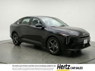 Used 2025 Kia K4 LXS video 1