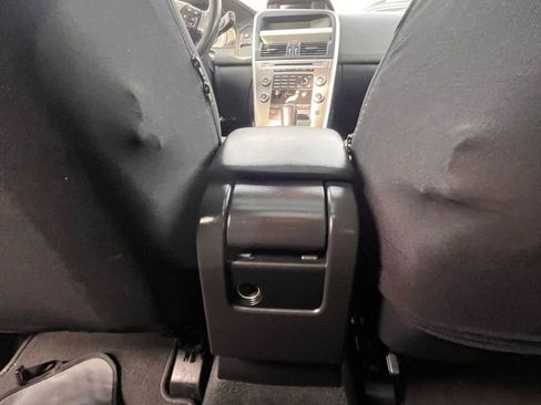 Used 2010 Volvo XC60 T6 image 14