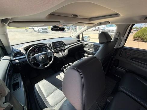 Used 2023 Honda Odyssey EX-L image 18