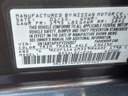 Used 2015 Nissan Sentra SV FWD image 27