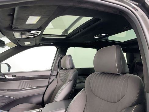 Used 2025 Hyundai Palisade Calligraphy image 15