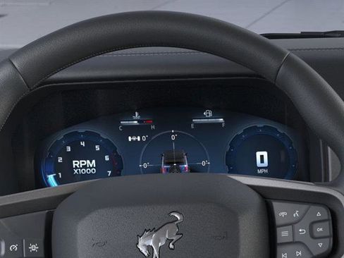 New 2026 Ford Bronco Outer Banks w/ Black Appearance Package image 15