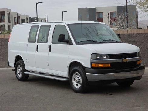 Used 2024 Chevrolet Express 2500 w/ Driver Convenience Package image 3