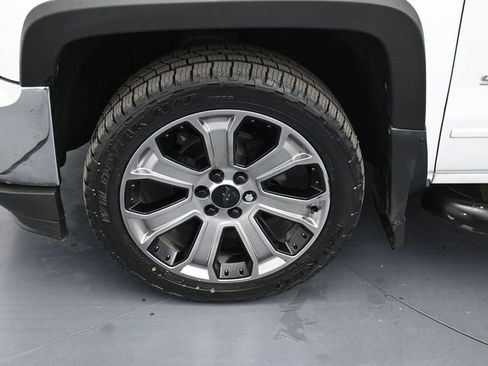 Used 2018 Chevrolet Silverado 1500 LT image 9